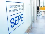 El SEPE oferta puestos de trabajo que no exigen experiencia con sueldos de hasta 1.700 euros en Cataluña.