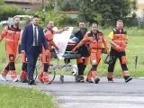 El primer ministro eslovaco, Robert Fico, está estabilizado, pero muy grave, después de haber sido intervenido durante cinco horas de las heridas de bala que sufrió este miércoles en un intento de asesinato.
