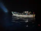 Cayuco interceptado por Salvamento Marítimo.