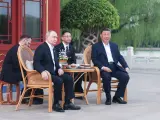 El presidente de Rusia, Vladímir Putin y su homólogo chino Xi Jinping.