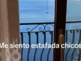 Clarisa Murgia, una joven argentina que reside en Italia, ha compartido en su cuenta de TikTok un vídeo mostrando la realidad de un apartamento que alquiló en Airbnb en el que le prometían "vistas al mar".