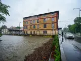 Vista general del río Lambro, en Milán, tras las fuertes lluvias que han azotado al norte de Italia.