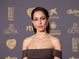 La actriz Hiba Abouk posa en la alfombra rosa de la 38 edición de los Premios Goya.