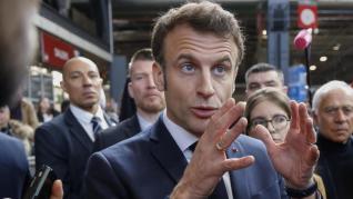 Macron opta por aprobar por decreto la reforma de las pensiones en Francia para evitar un descalabro en la Asamblea