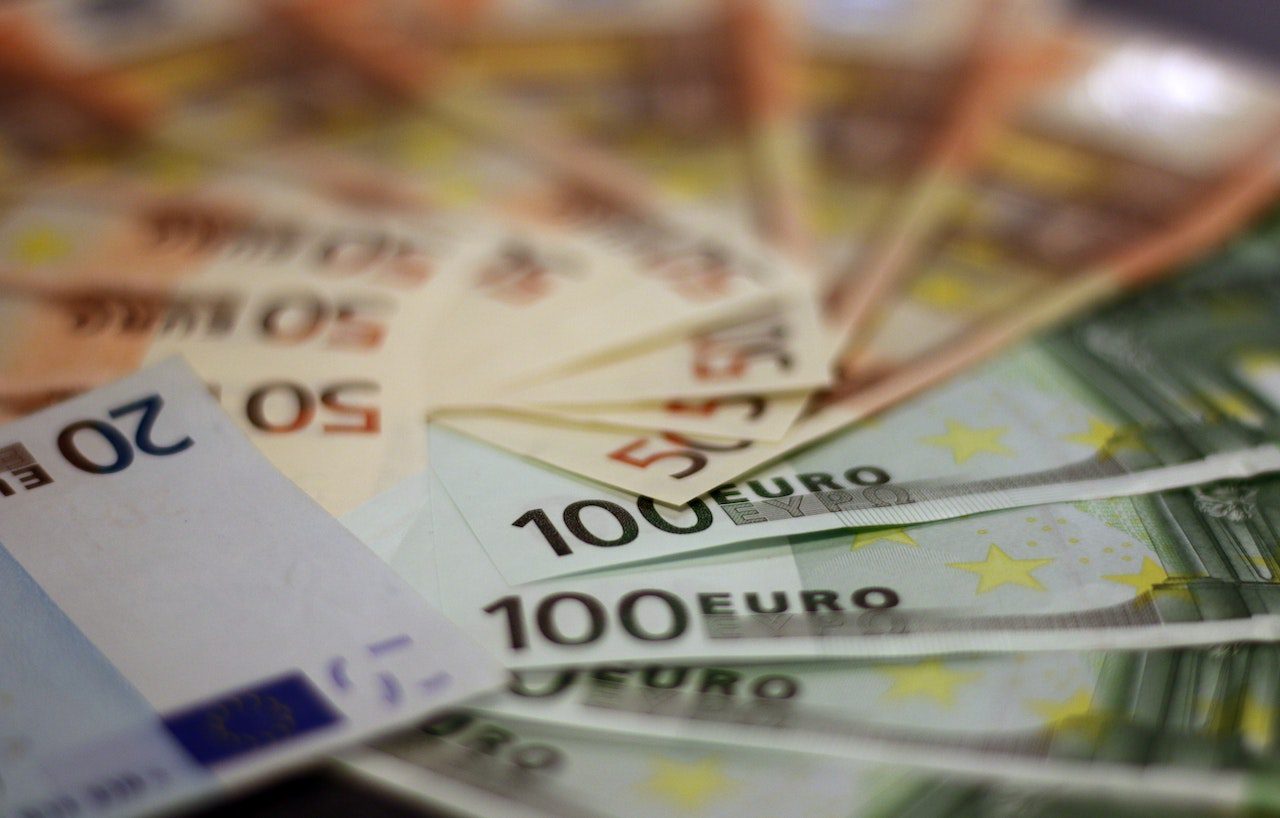 Featured image for “Dónde invertir dinero sin riesgos: productos financieros con los que aumentar tus ahorros”