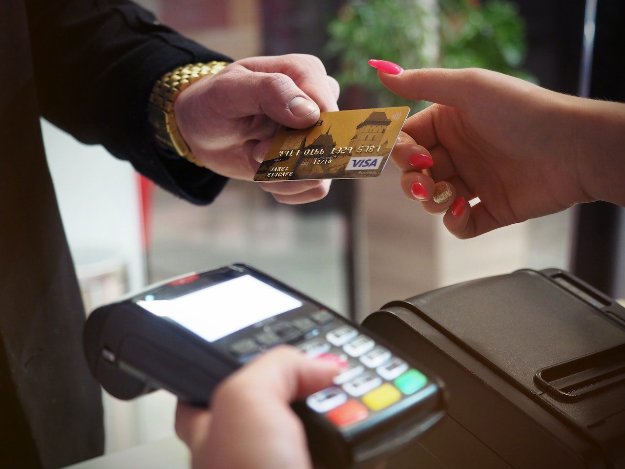 Featured image for “Bancos para autónomos: cuentas sin comisiones y tarjetas gratuitas”