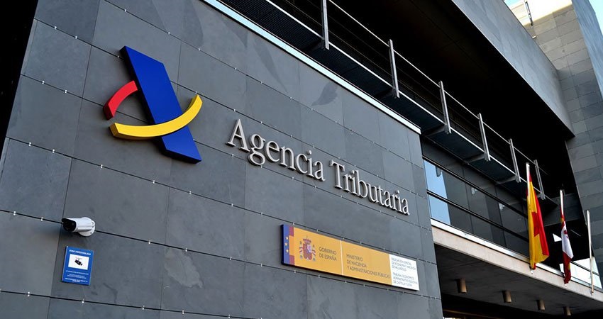 The tax agency has already started the process for requesting 200 euros of new aid, aimed at individuals with low levels of income and assets.