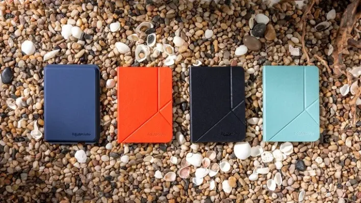 Kobo Clara 2e has 4 cover colors available (sold separately).