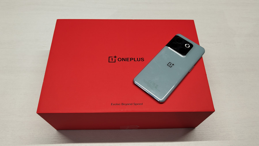OnePlus 10T with a box that includes two covers