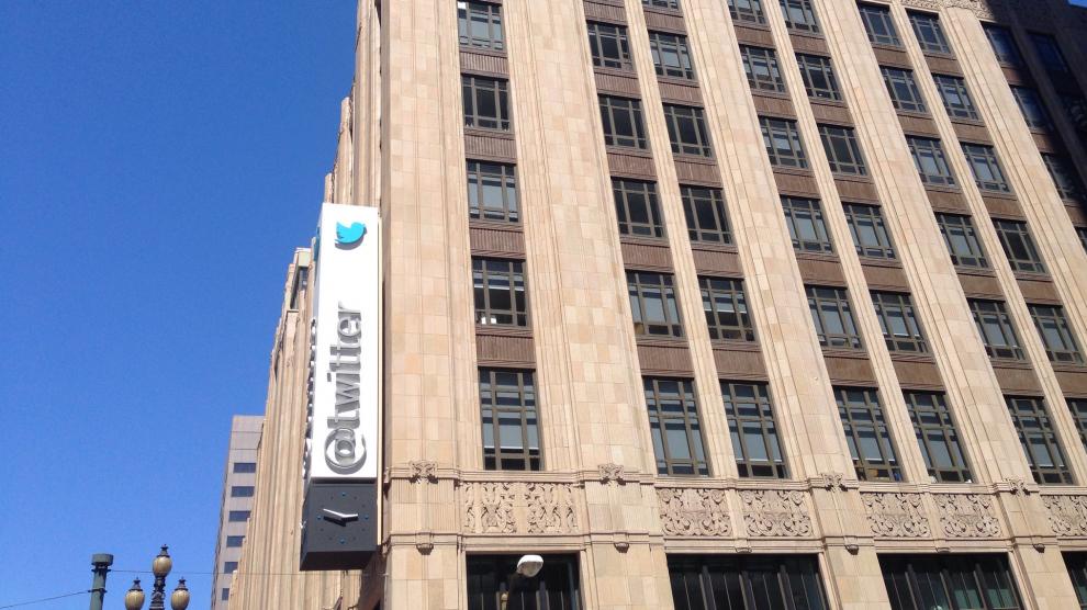 Twitter closes its offices amid mass exodus of workers