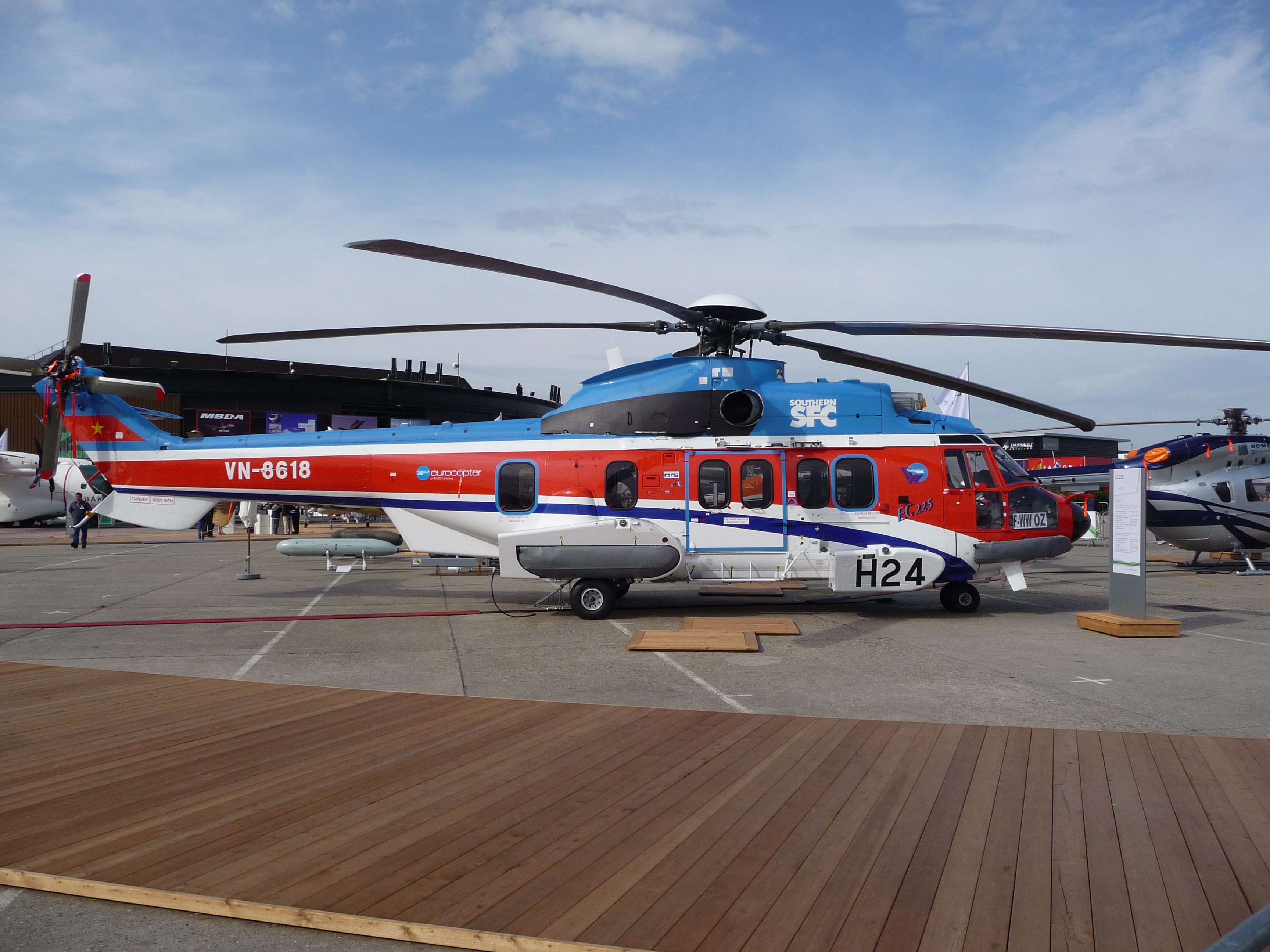Helicóptero Eurocopter EC225 de la Southern Flight Service Company.