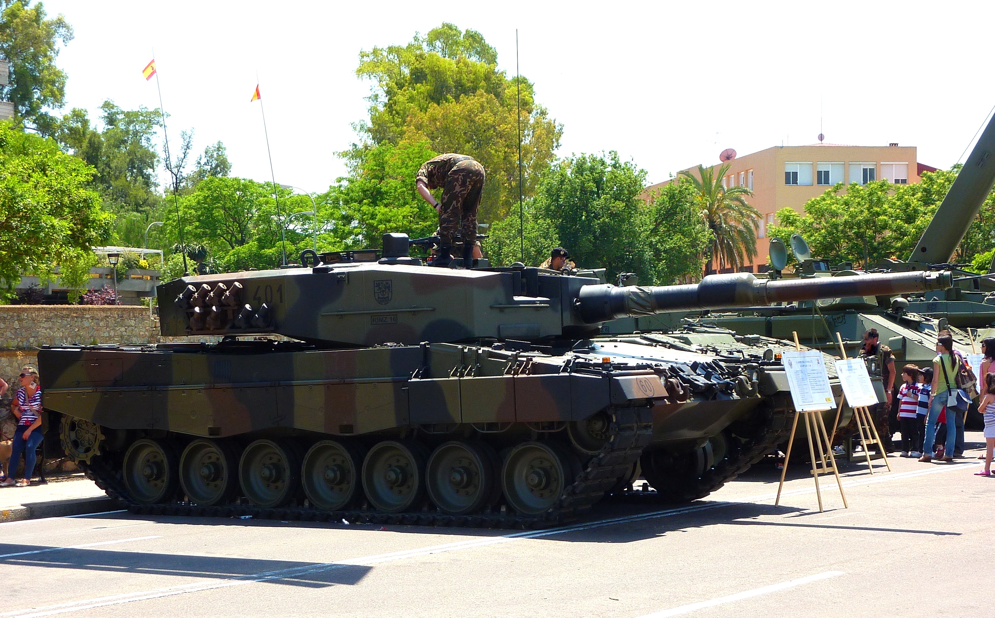 Tanque Leopard 2A4 español.
