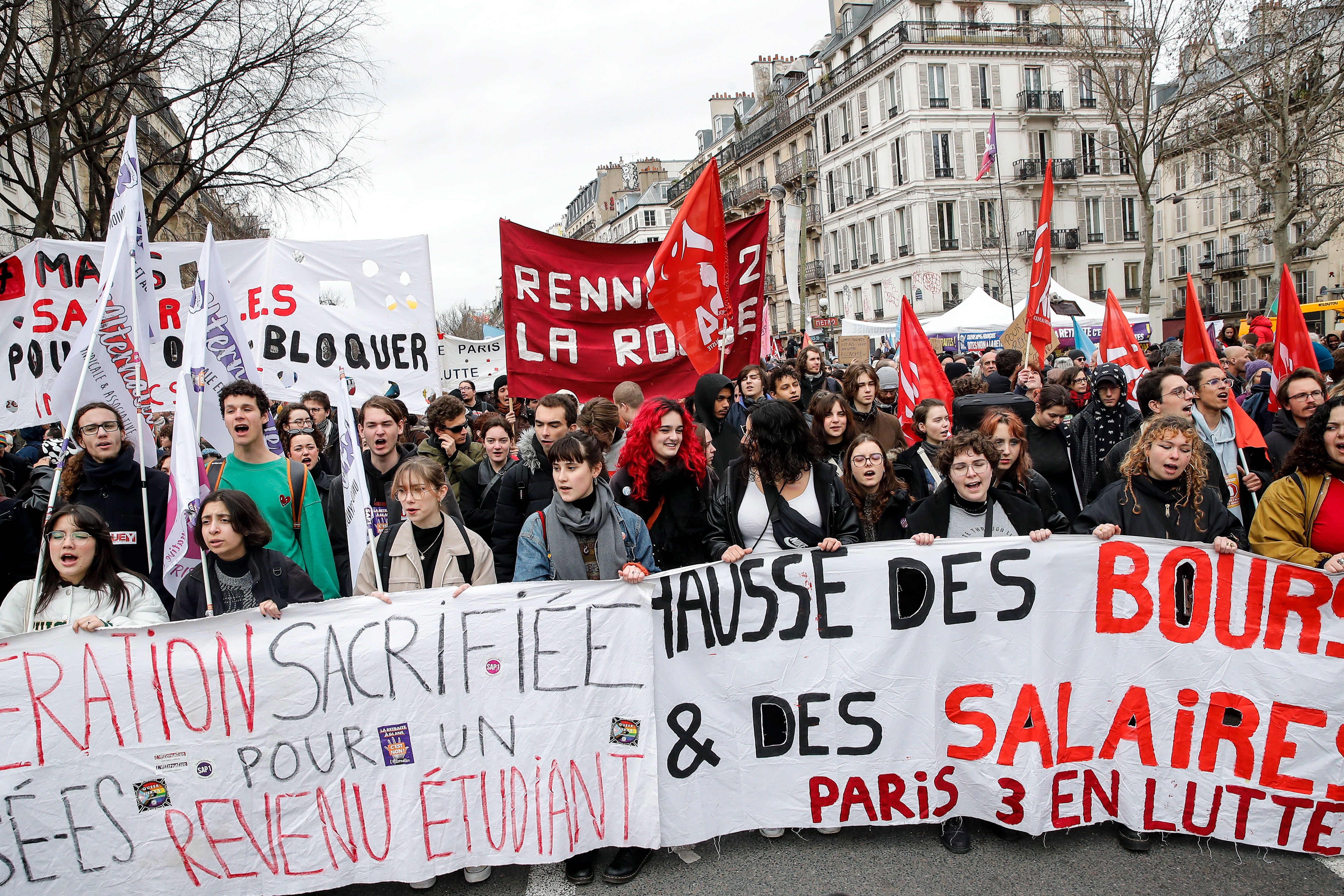 Manifestación en París contra la reforma de las pensiones planeada por el Gobierno.