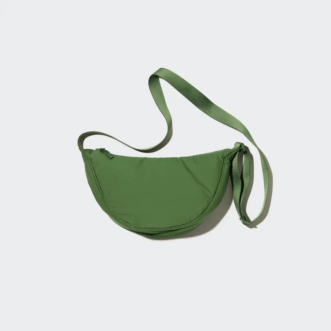 Uniqlo's viral 'it bag' in green